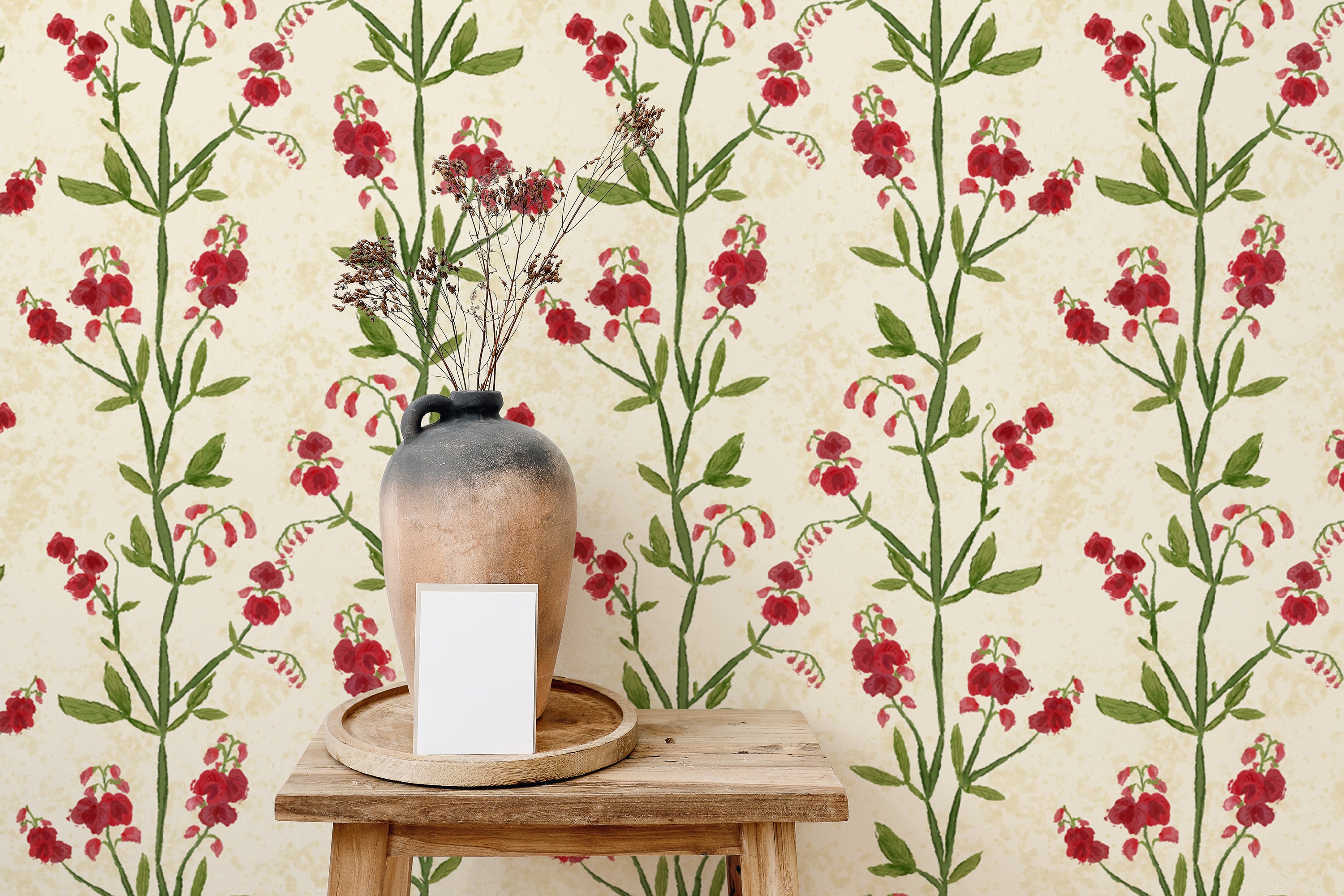 Sweet peas design wallpaper with vibrant magenta leaf details.
