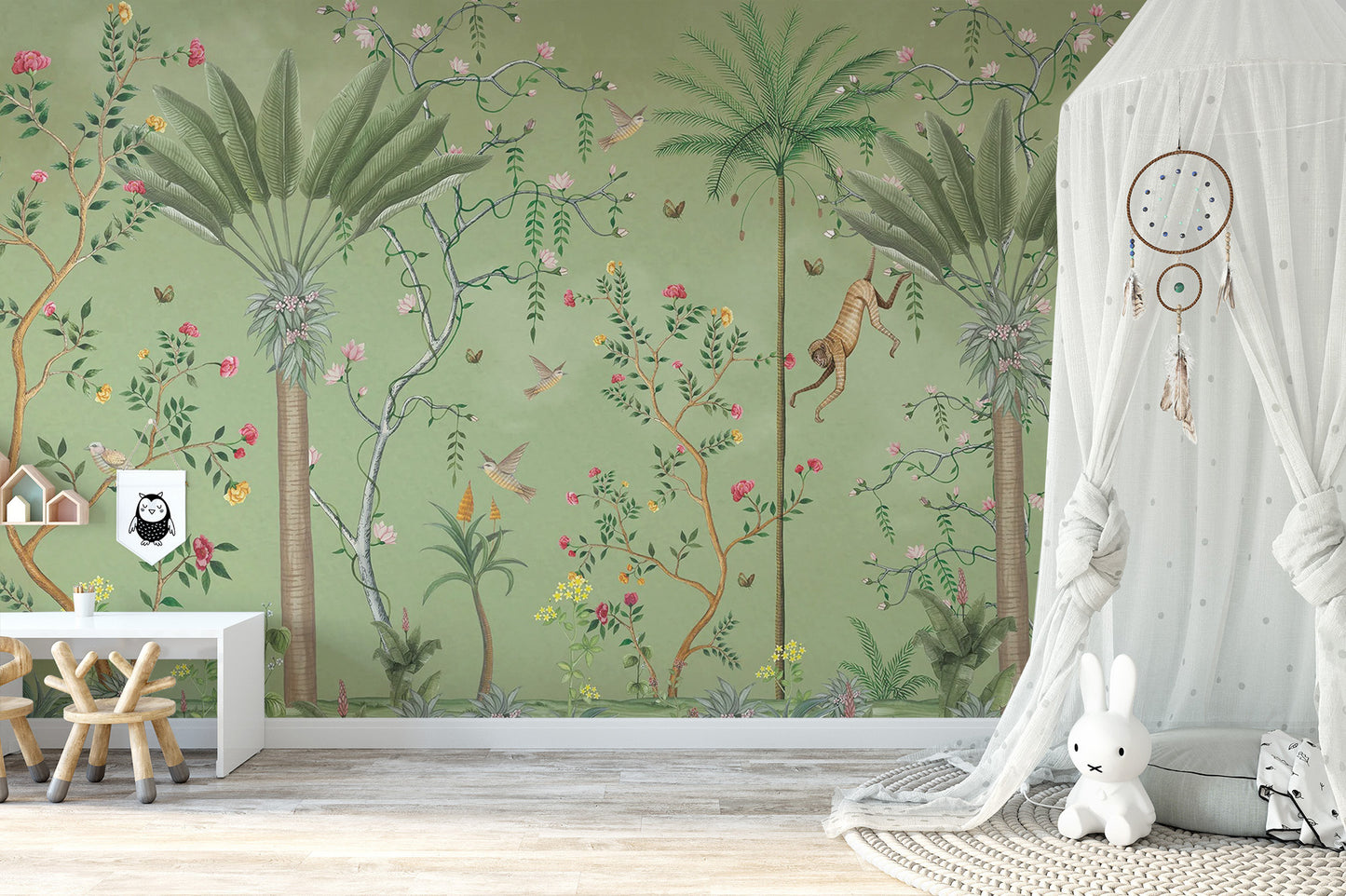 Nature-Inspired Chinoiserie Tropical Mural
