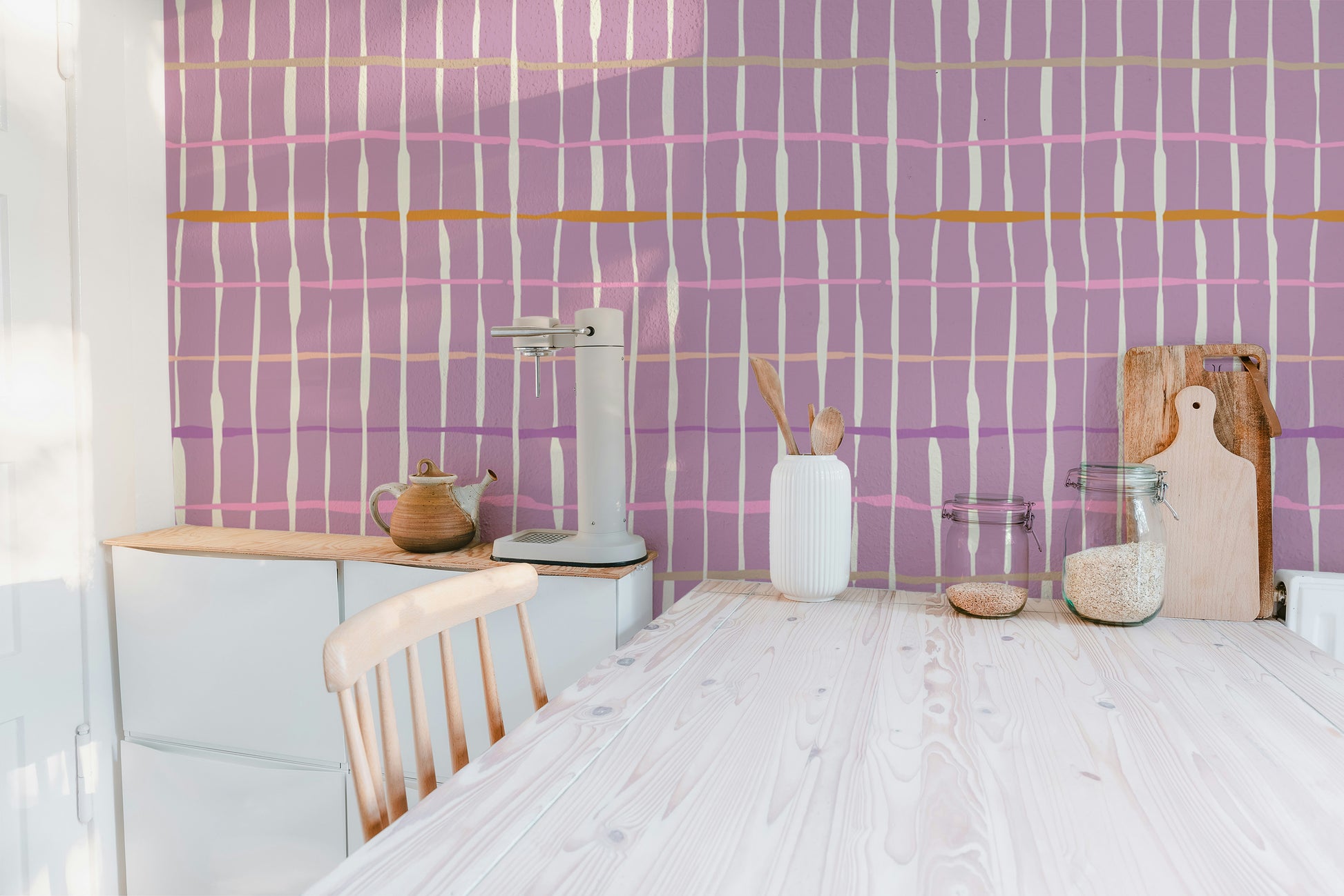 Purple retro lines mural for a bold, nostalgic wall decor
