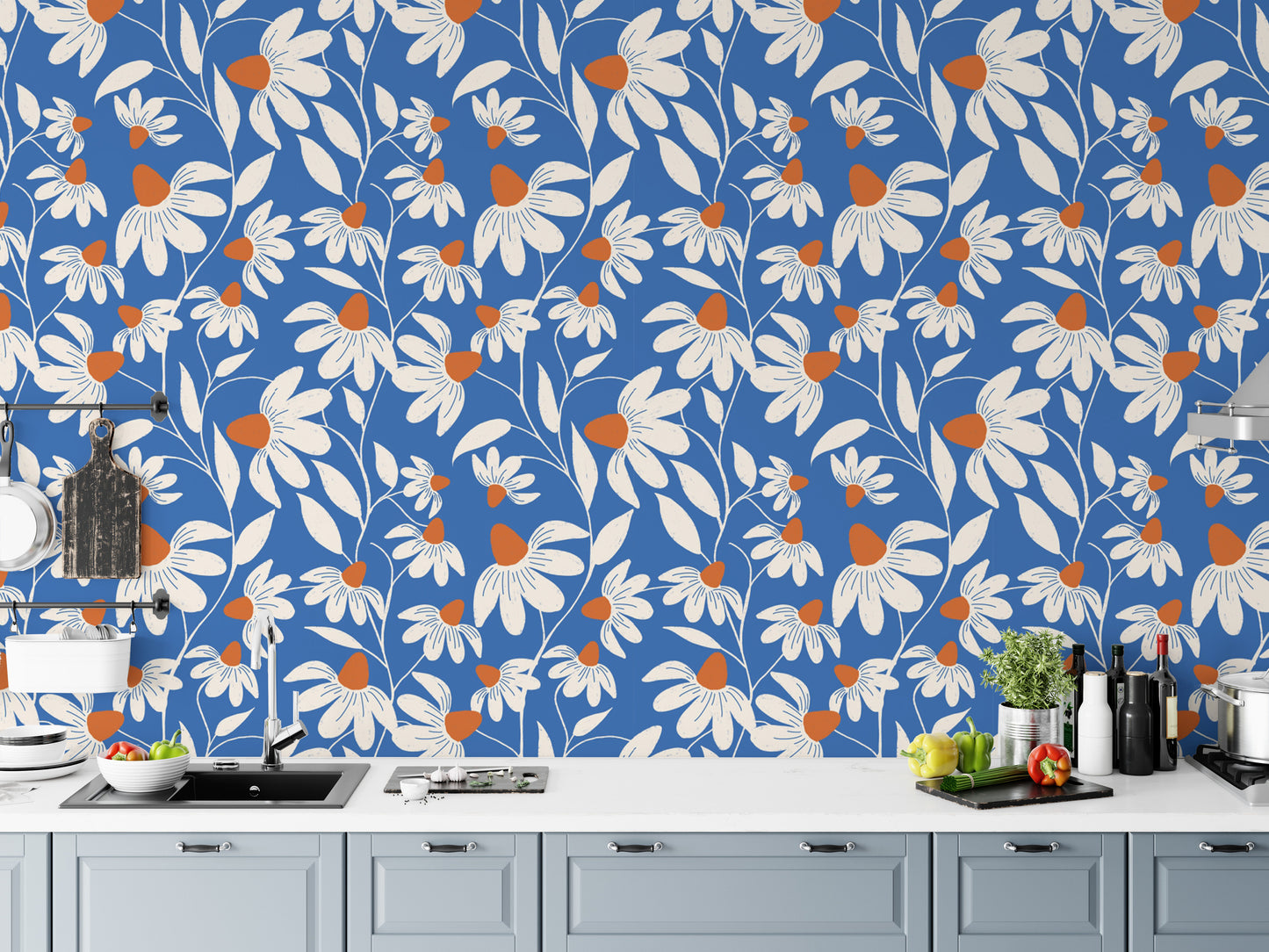 Chic White Coneflower Wallpaper for Living Rooms
