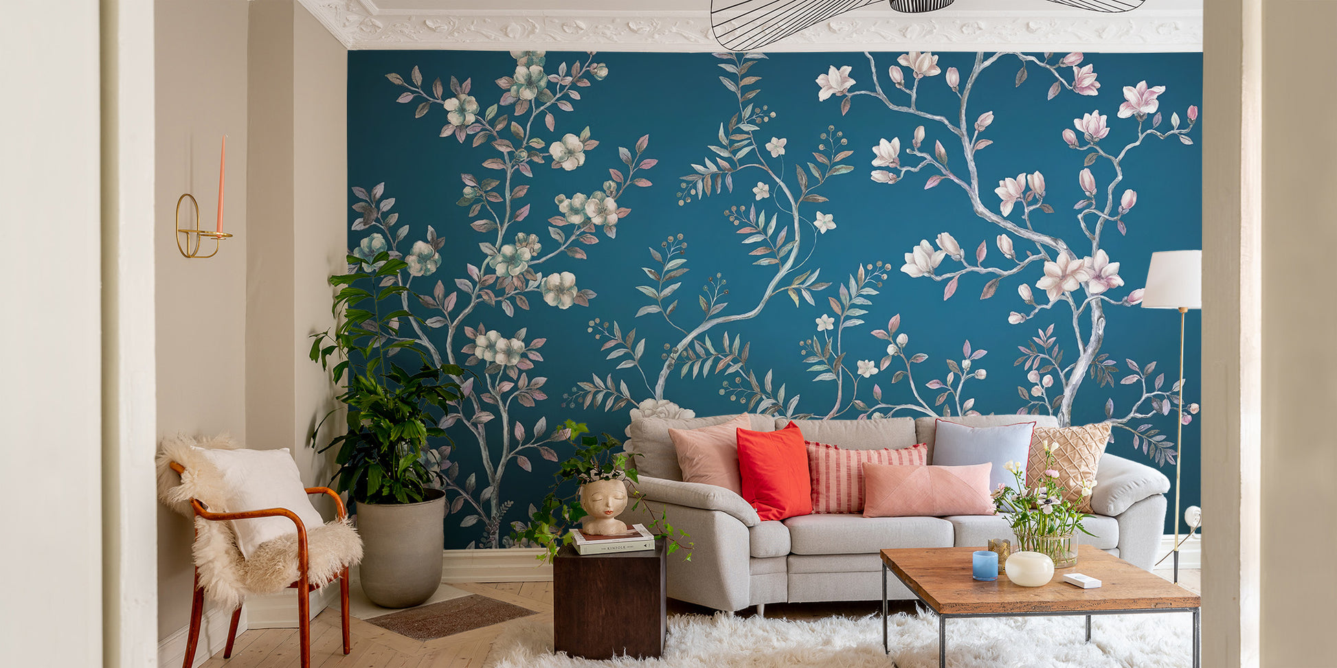 Elegant blue chinoiserie wallpaper mural design