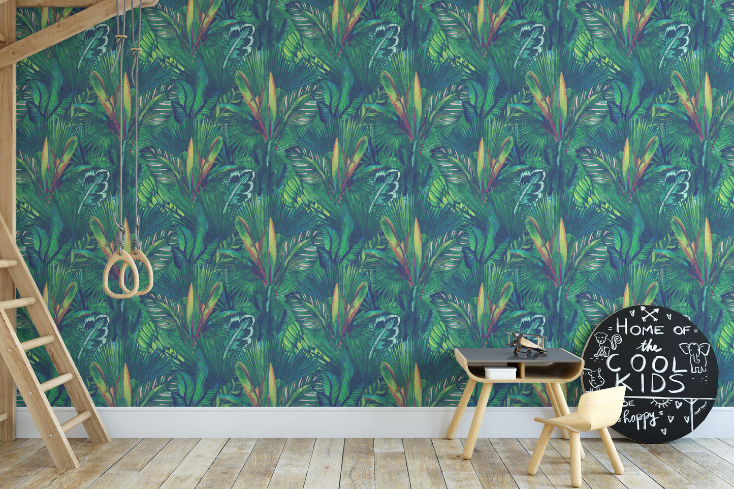 Easy tropical green wallpaper decor