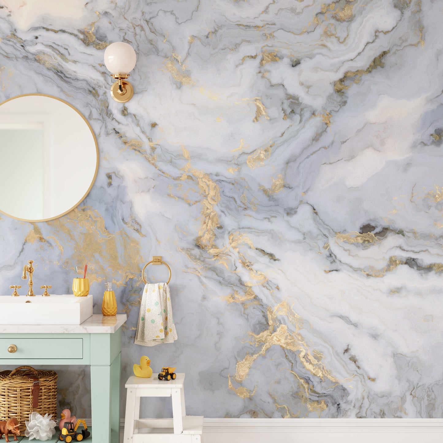 Luxurious white marble and gold design
