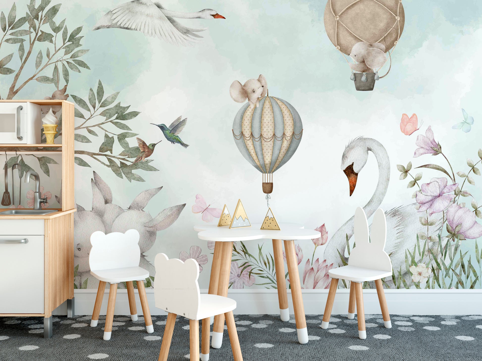 Balloon and animal theme mural design
